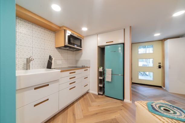 Building Photo - 3848 37th Ave SW