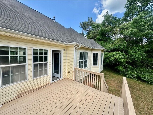 Building Photo - 4473 Northridge Trail