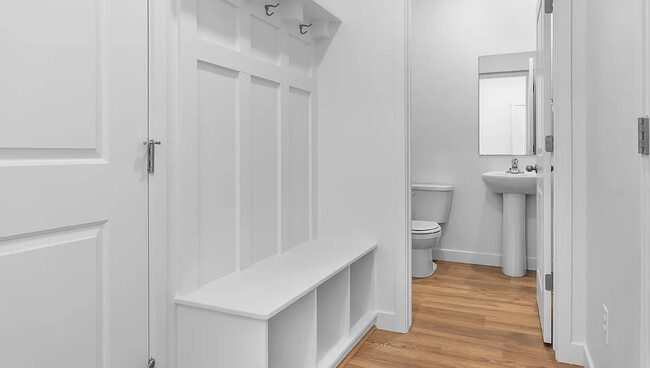 Building Photo - 8813 W Alluvial Dr