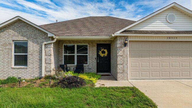 Building Photo - 10313 Brandi Kay Dr