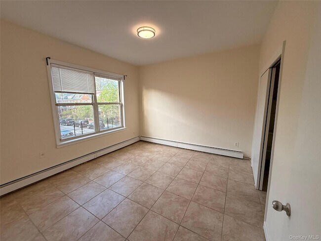 Building Photo - 7119 35th Avenue Unit