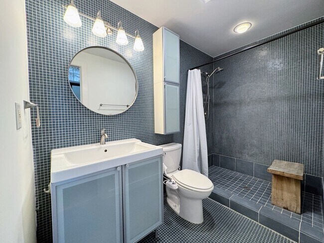 Building Photo - 1 BED | 1 BATH | MODERN CONDO with PARKING SPACE | MIDTOWN