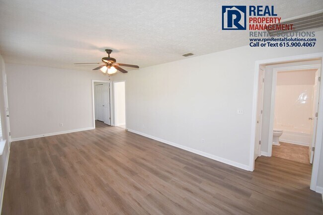 Building Photo - Wonderful 3BR/2BA North Mboro home on nearly an acre lot!