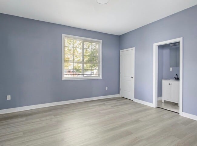 Building Photo - 1635 Cruft St