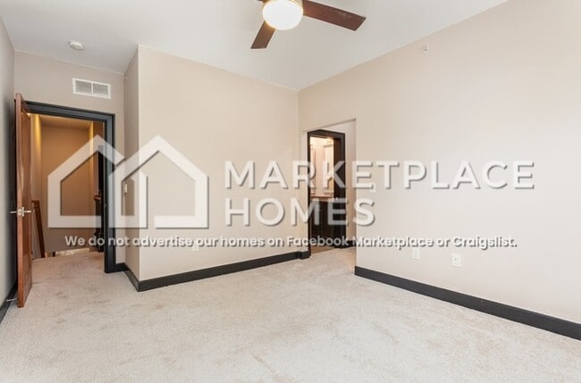 Building Photo - 53 N 5th St