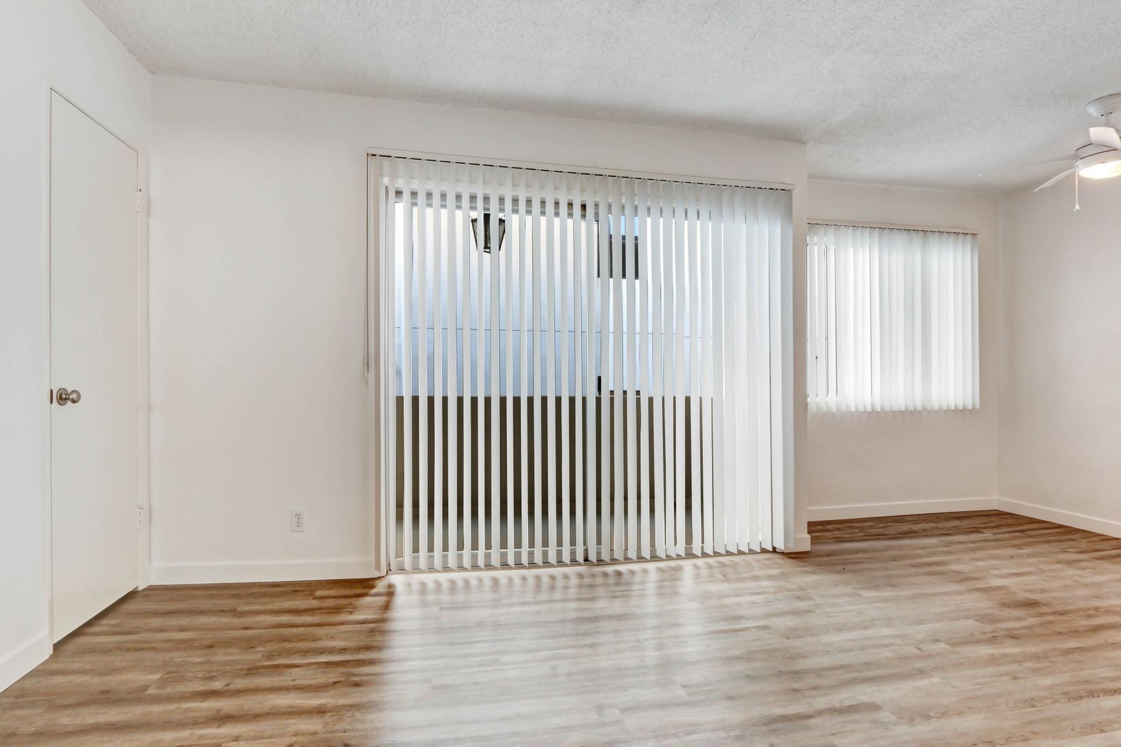 Building Photo - 1306 Armacost Ave