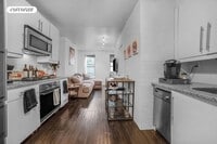 Building Photo - 317 E 73rd St