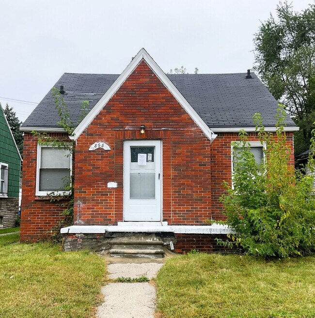 18687 Helen 18687 Helen St Detroit MI 48234 Apartment Finder