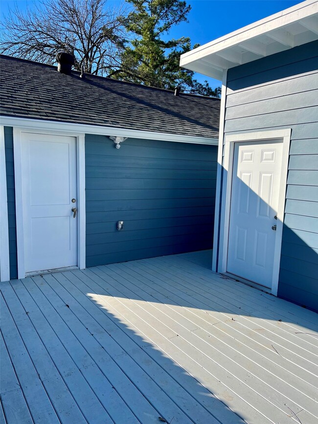 Building Photo - 7201 Helmers St