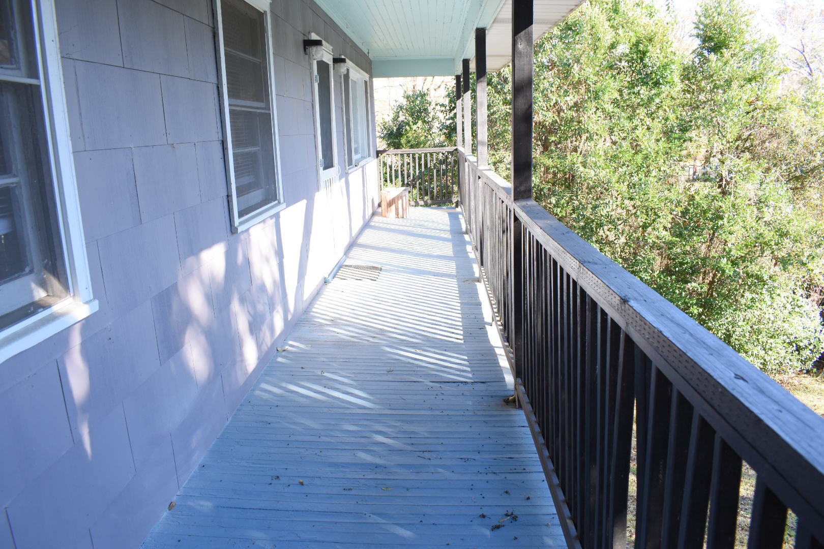 Building Photo - 2103 Pender Ave