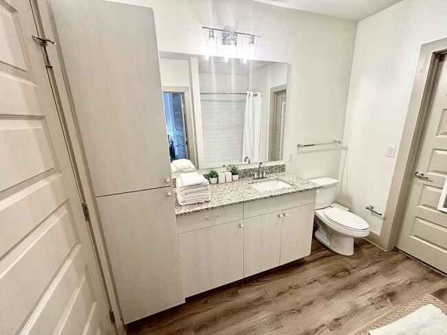 Building Photo - 18210 Park Row Blvd