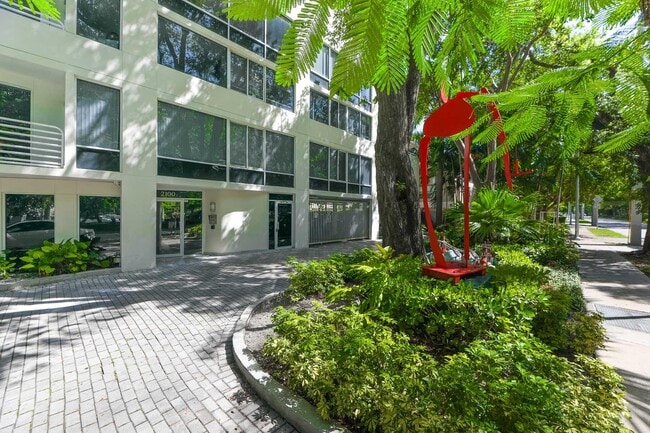 Building Photo - 2100 Brickell Ave