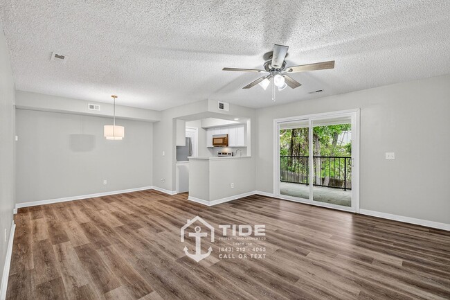 Building Photo - Live Close to It All – Convenient Mount Pleasant Home