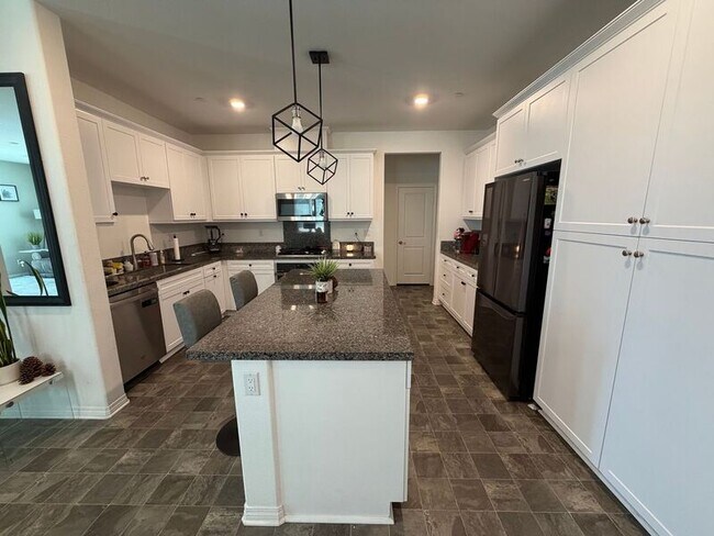 Building Photo - 36315 Basalt Ln