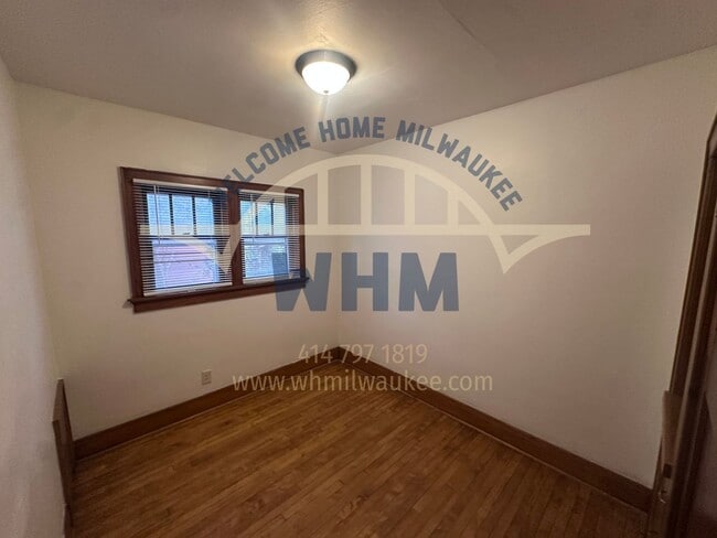 Building Photo - 1603 E Hampshire St