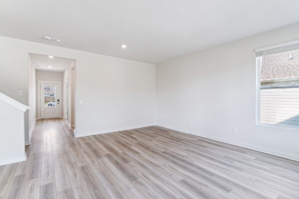 Building Photo - 1037 Ewell Farm Dr