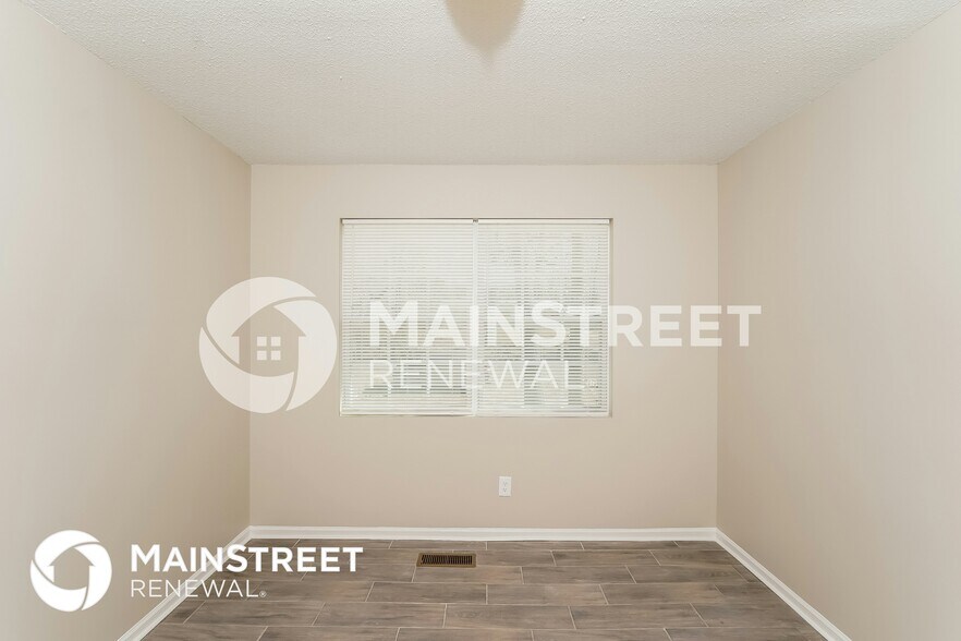 Building Photo - 6594 Davison Rd