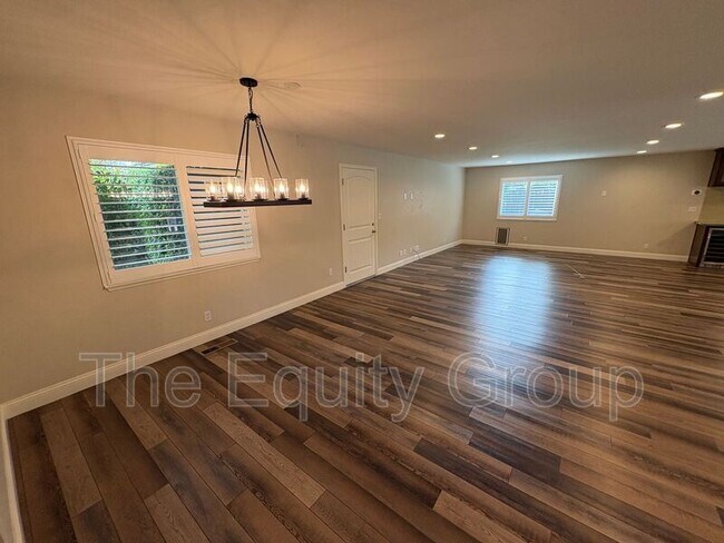 Building Photo - 445 N O'Farrell Ct