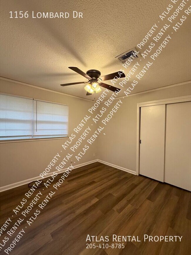 Building Photo - 1156 Lombard Dr