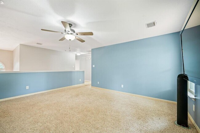 Building Photo - 209 McVoy Dr