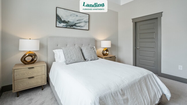 Building Photo - 8110 Park Ln