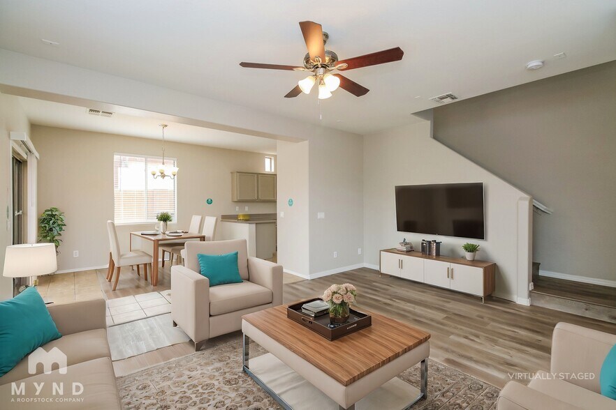 Building Photo - 3851 E Flower St