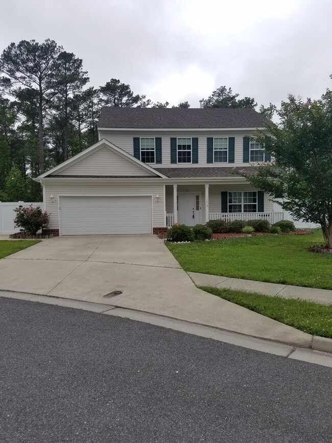 Primary Photo - WELL MAINTAINED 4 BEDROOM 2.5 BATHROOM HOME