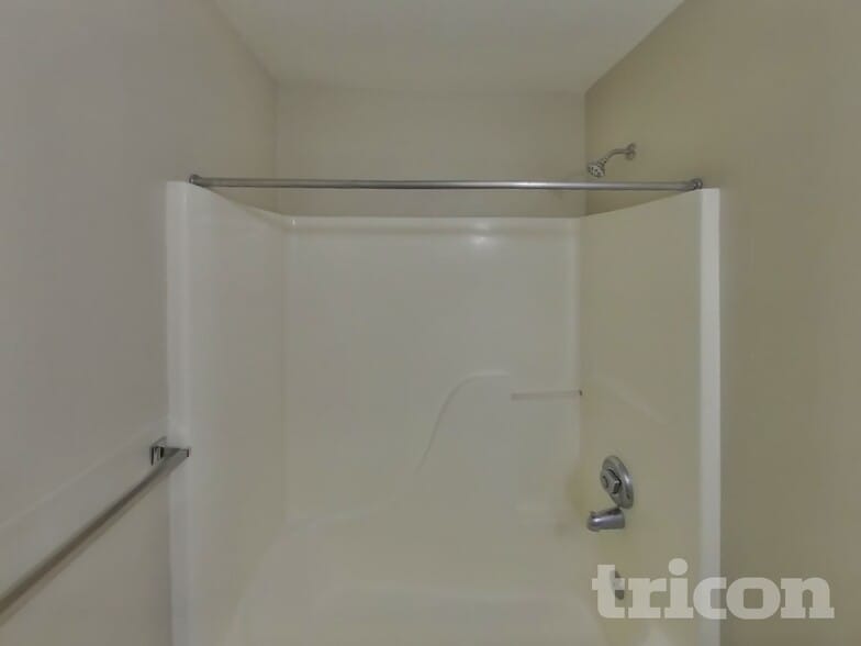 Building Photo - 2213 Anderson Ave