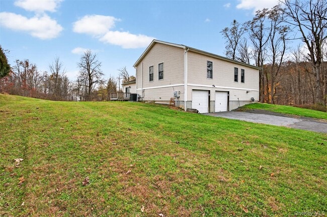 Building Photo - 98 Black Creek Rd