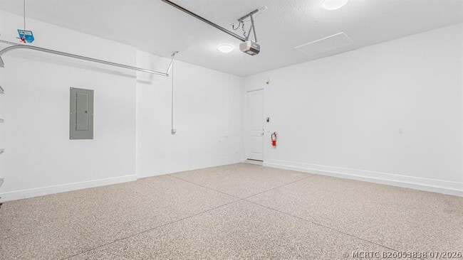 Building Photo - 5078 Lido Key Ln