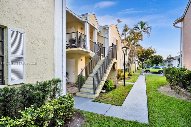 Building Photo - 1031 Adams Ave