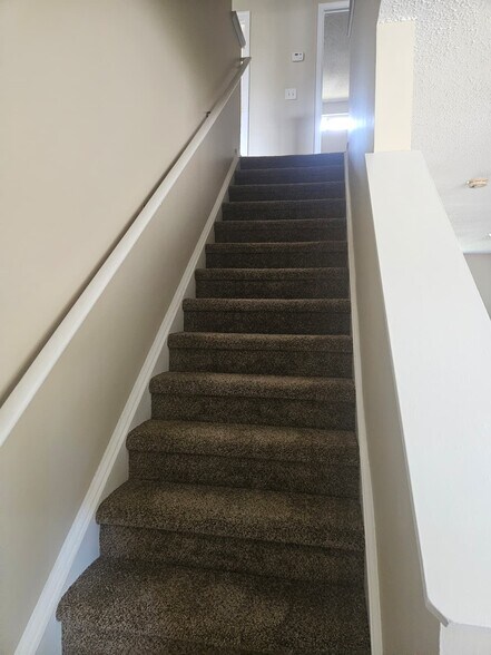 Building Photo - 500 Jaclyn Cir