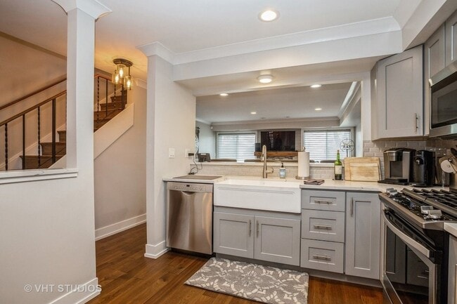 Building Photo - 546 E Windgate Ct