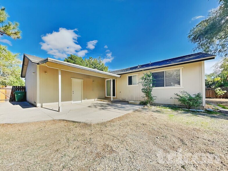 Building Photo - 1675 Van Petten St