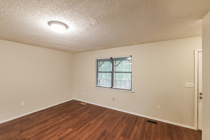 Building Photo - 13029 Allison Dr