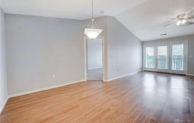 Building Photo - 3044 Westminster Dr