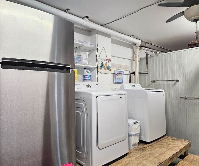 Building Photo - Waterfront 2 Bedroom, 2 Bath Stilt Home with Dock