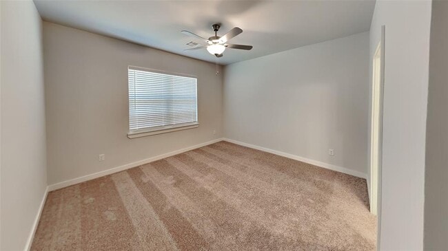 Building Photo - 16951 Buck Cir
