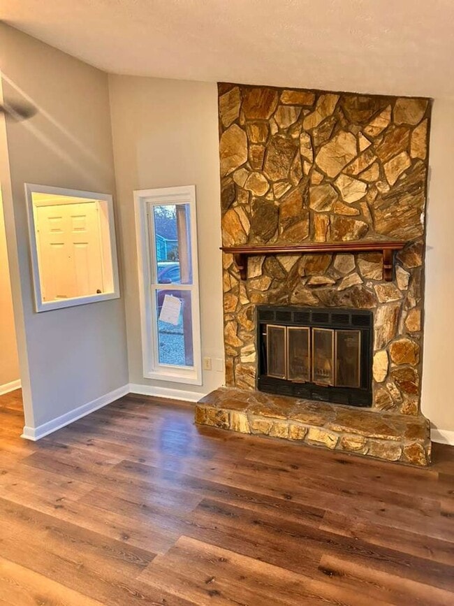 Building Photo - 6920 Timberwood Dr