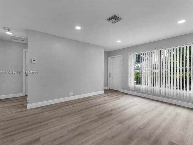 Building Photo - 10379 NW 35th St
