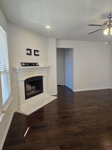 Building Photo - 817 Holbrook Rd