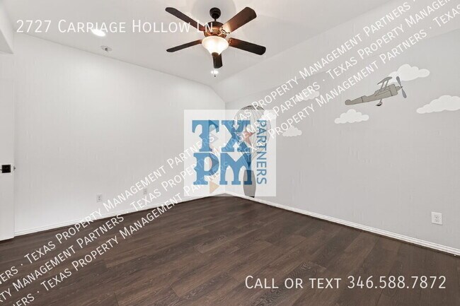 Building Photo - 2727 Carriage Hollow Ln