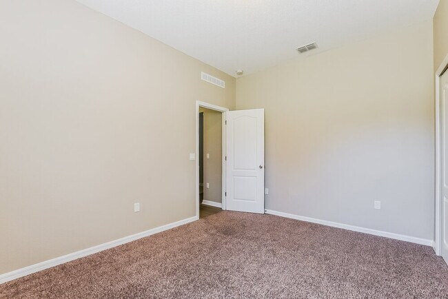 Building Photo - 4831 Petal Pawpaw Ln