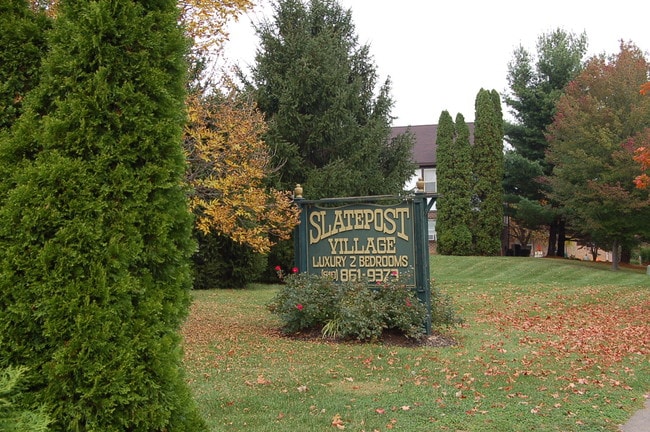 Building Photo - Slatepost Village