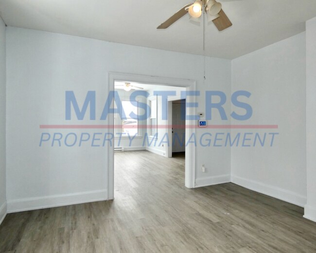 Building Photo - 425 Boston Pl