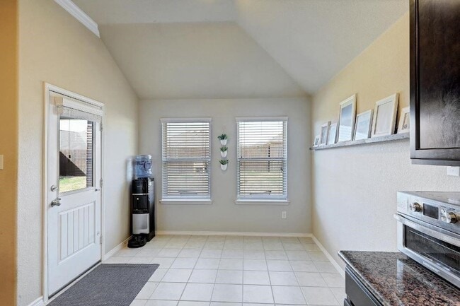 Building Photo - 11701 Summer Springs Dr