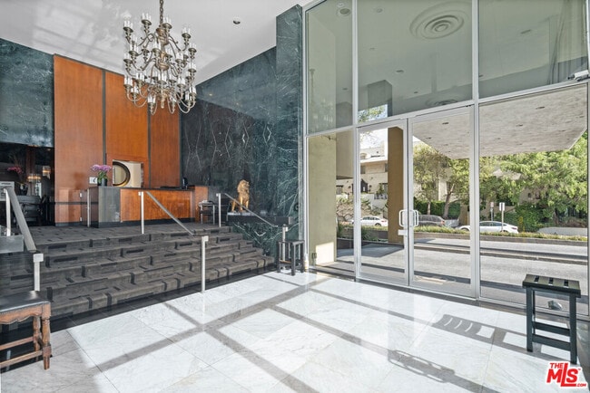 Building Photo - 10701 Wilshire Blvd