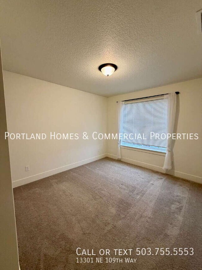 Building Photo - 13301 NE 109th Wy