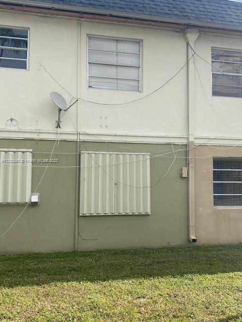 Building Photo - 1350 NE 119th St