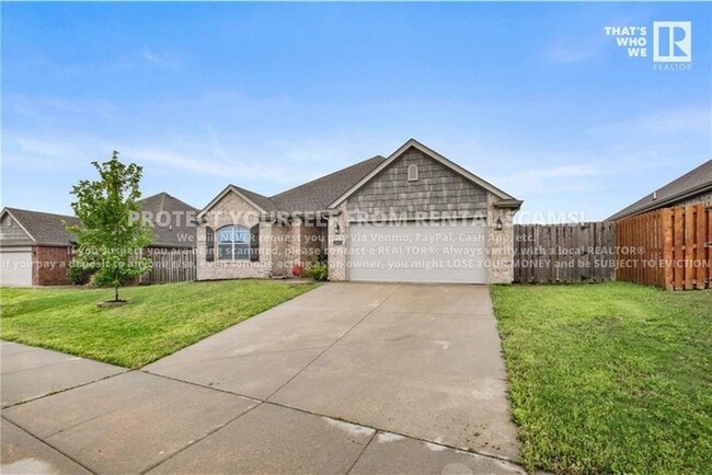 Building Photo - 1111 Tulip St